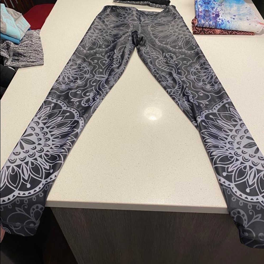 Niyama yoga leggings, sweat proof, discontinued